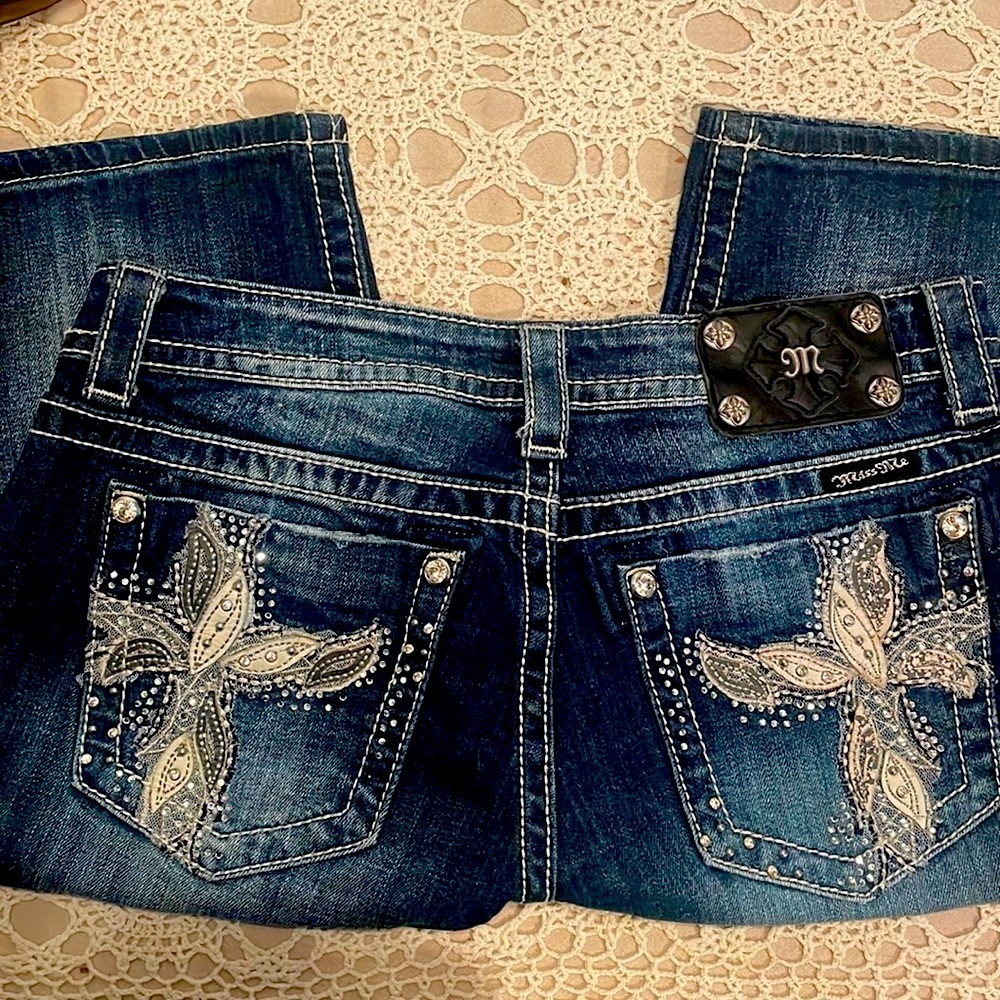 MISS ME dark wash CROSS pockets Jean Bermuda SHORTS 29 STRETCH NEW